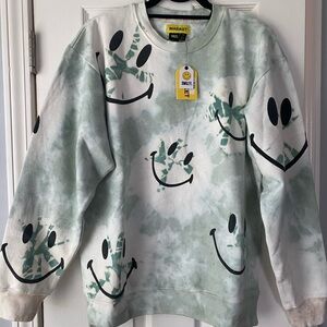 NWT Market X Smiley sweatshirt